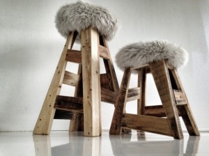 reclaimed-wood-furniture-by-sascha-akkermann-10-580x434