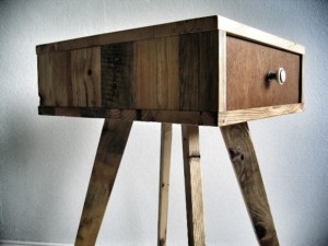 reclaimed-wood-furniture-by-sascha-akkermann-12-580x435